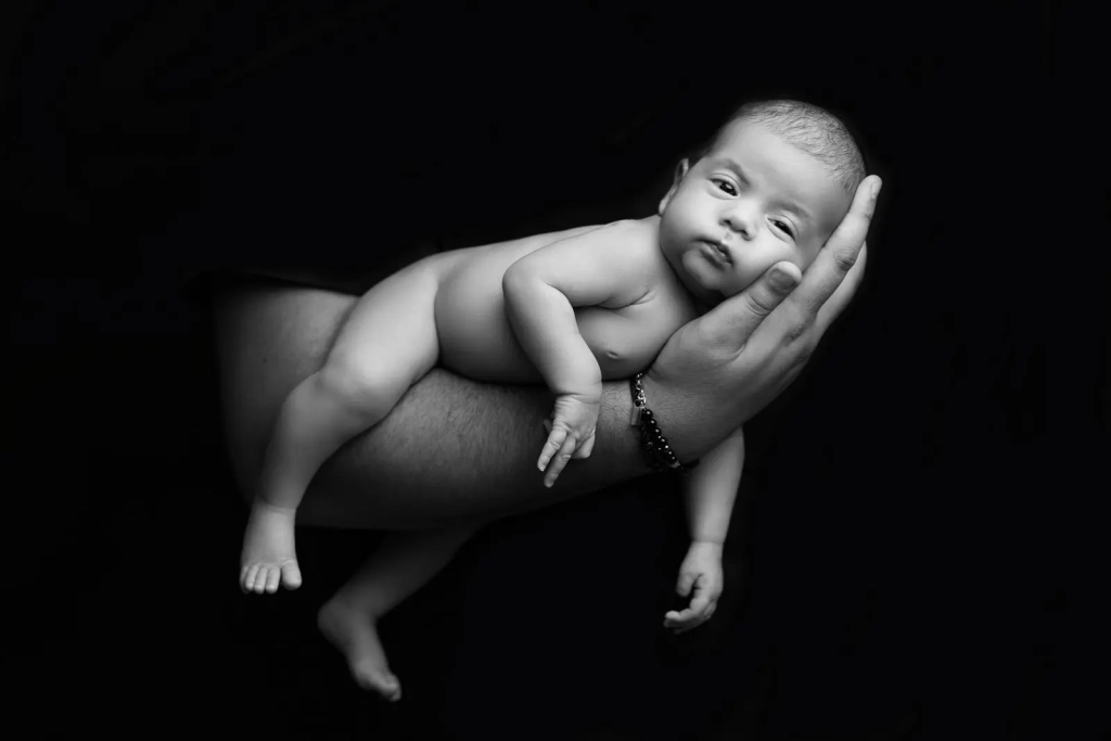 תמונות ניובורן לאלבום