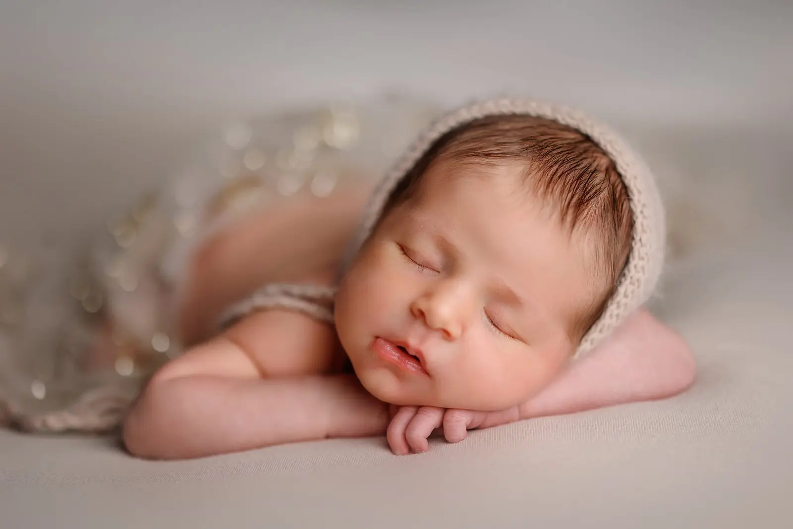 Newborn photos with warm tones