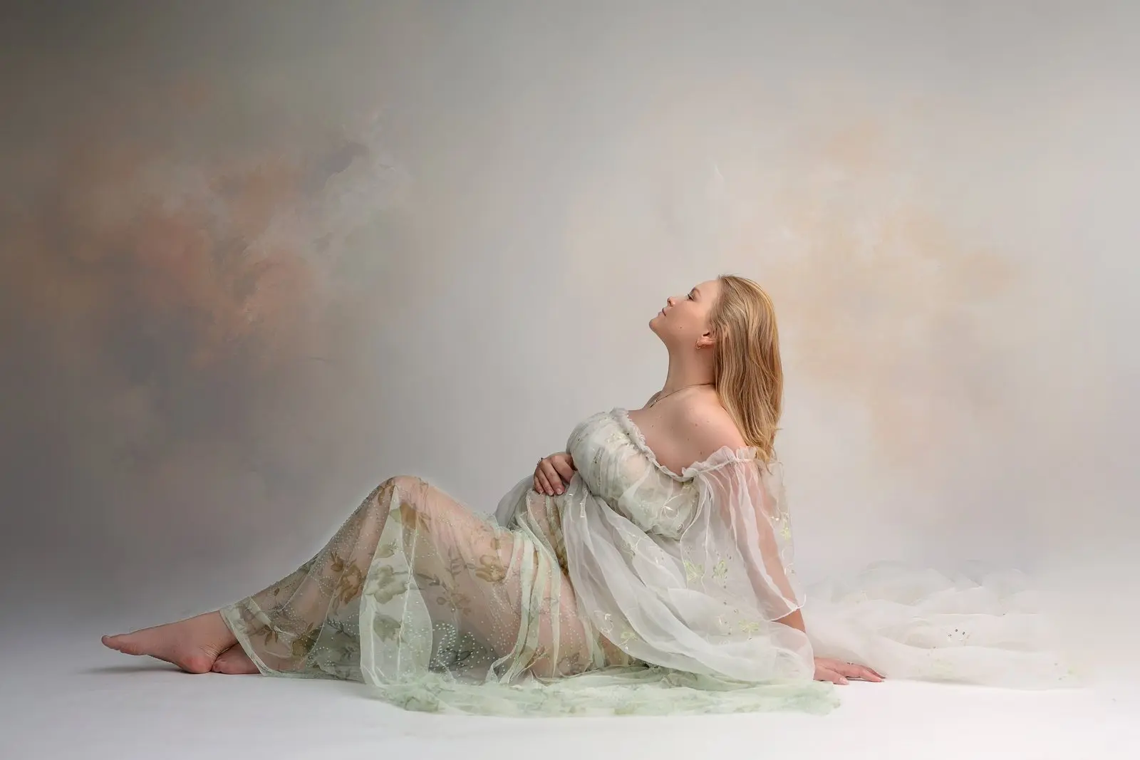 צילומי הריון בסגנון טבעי