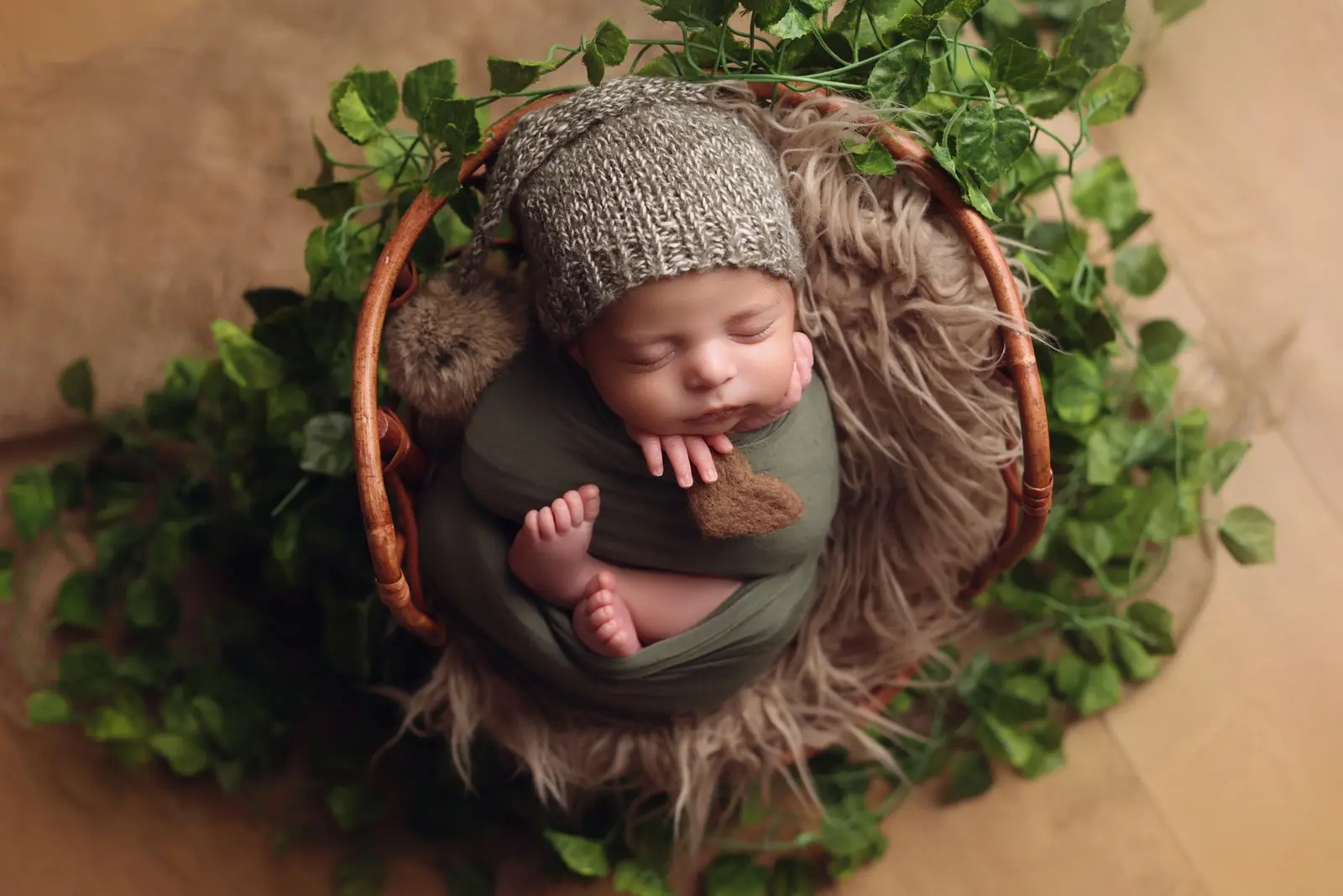 צילום ניובורן עם אחים ואחיות