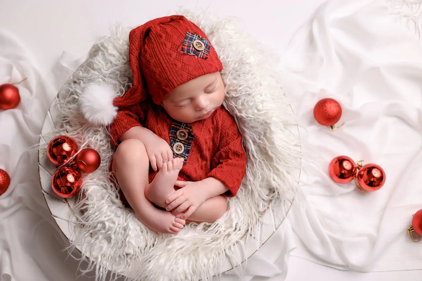 צילום ניובורן עם הורים