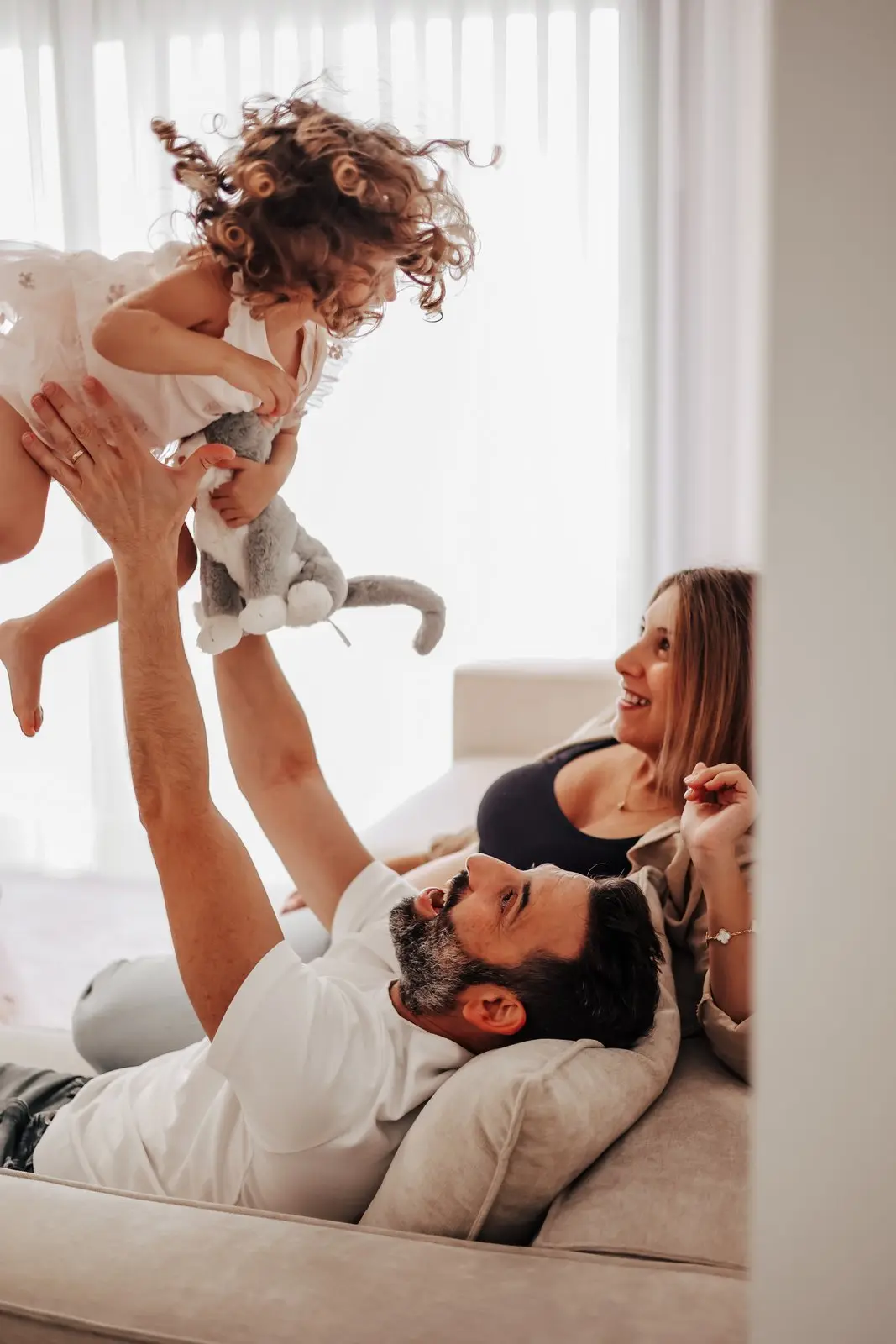 צילומי הריון זוגיים בבית