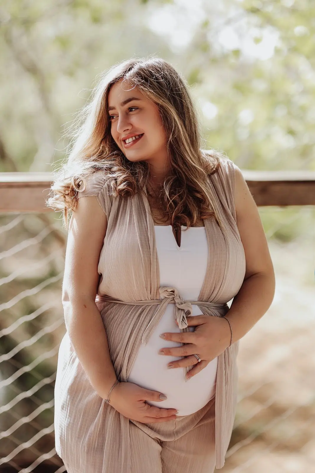 צילומי הריון ביער