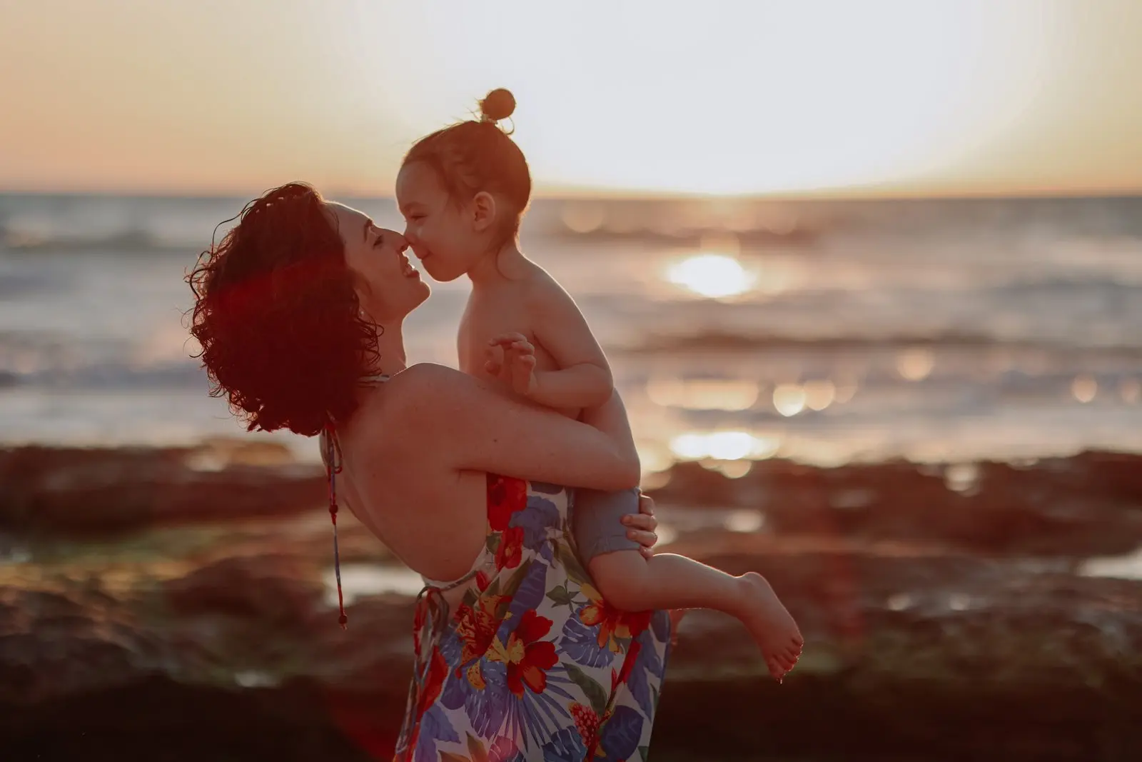 צילומי הריון עדינים בטבע