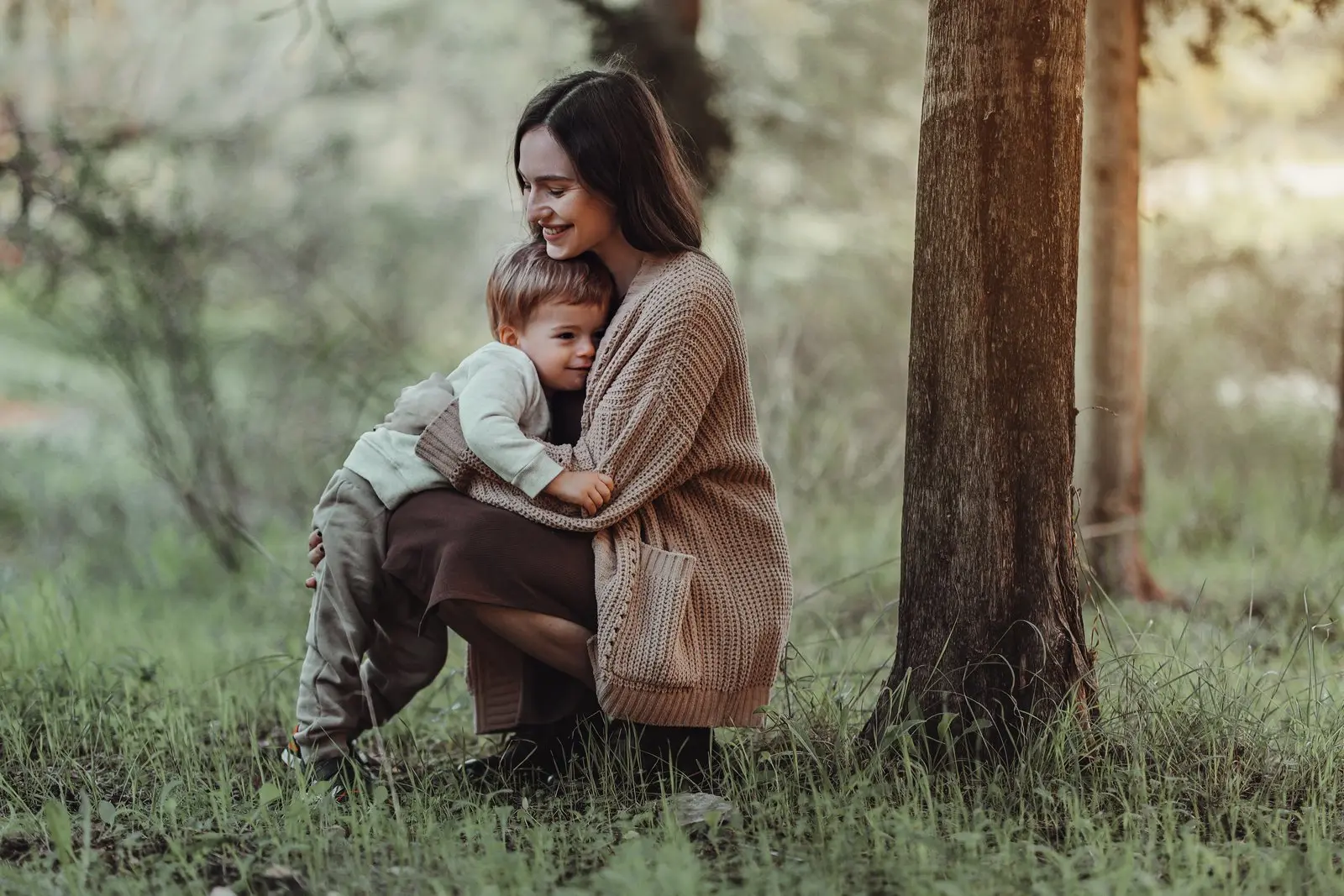 צילומי הריון עם רקעים מיוחדים בטבע
