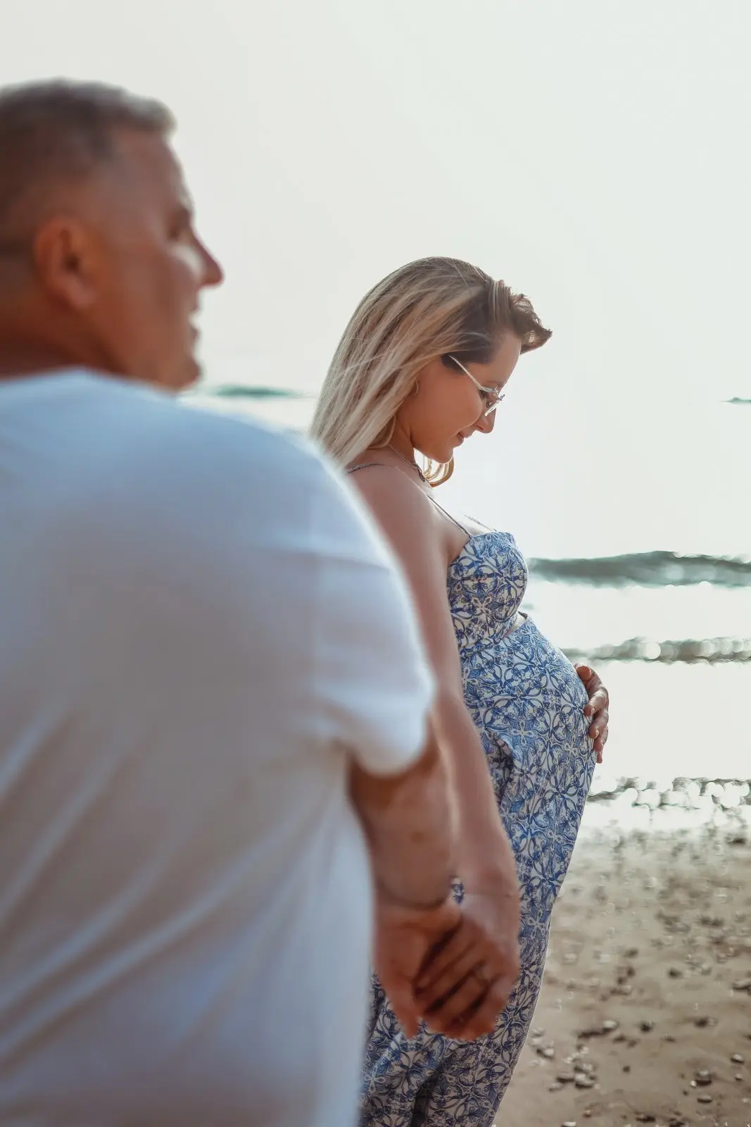 צילום הריון אומנותי בטבע