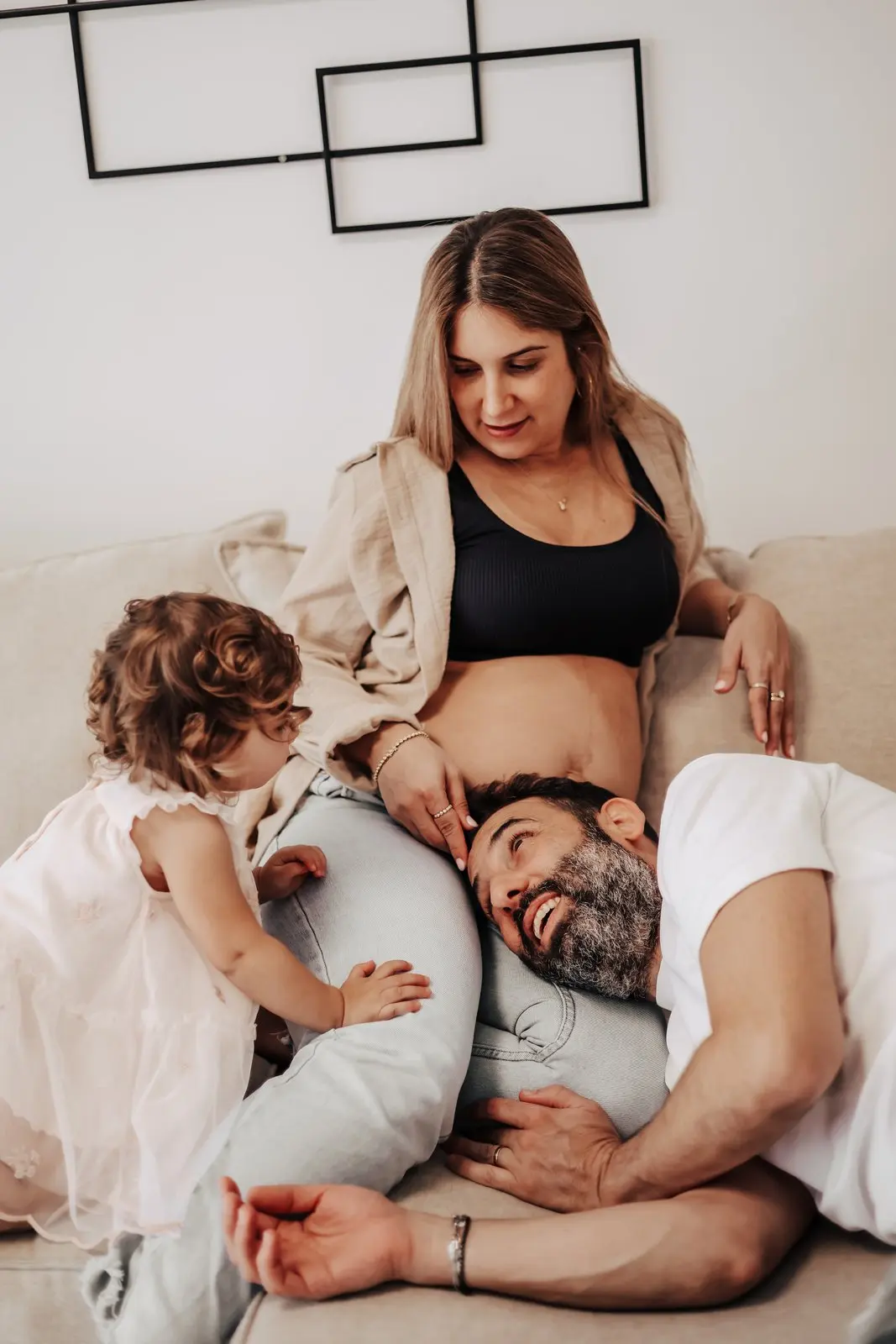 צילומי הריון לייפסטייל בבית