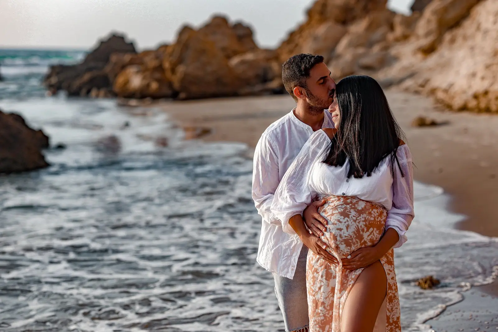 צילומי הריון באווירה קסומה בטבע