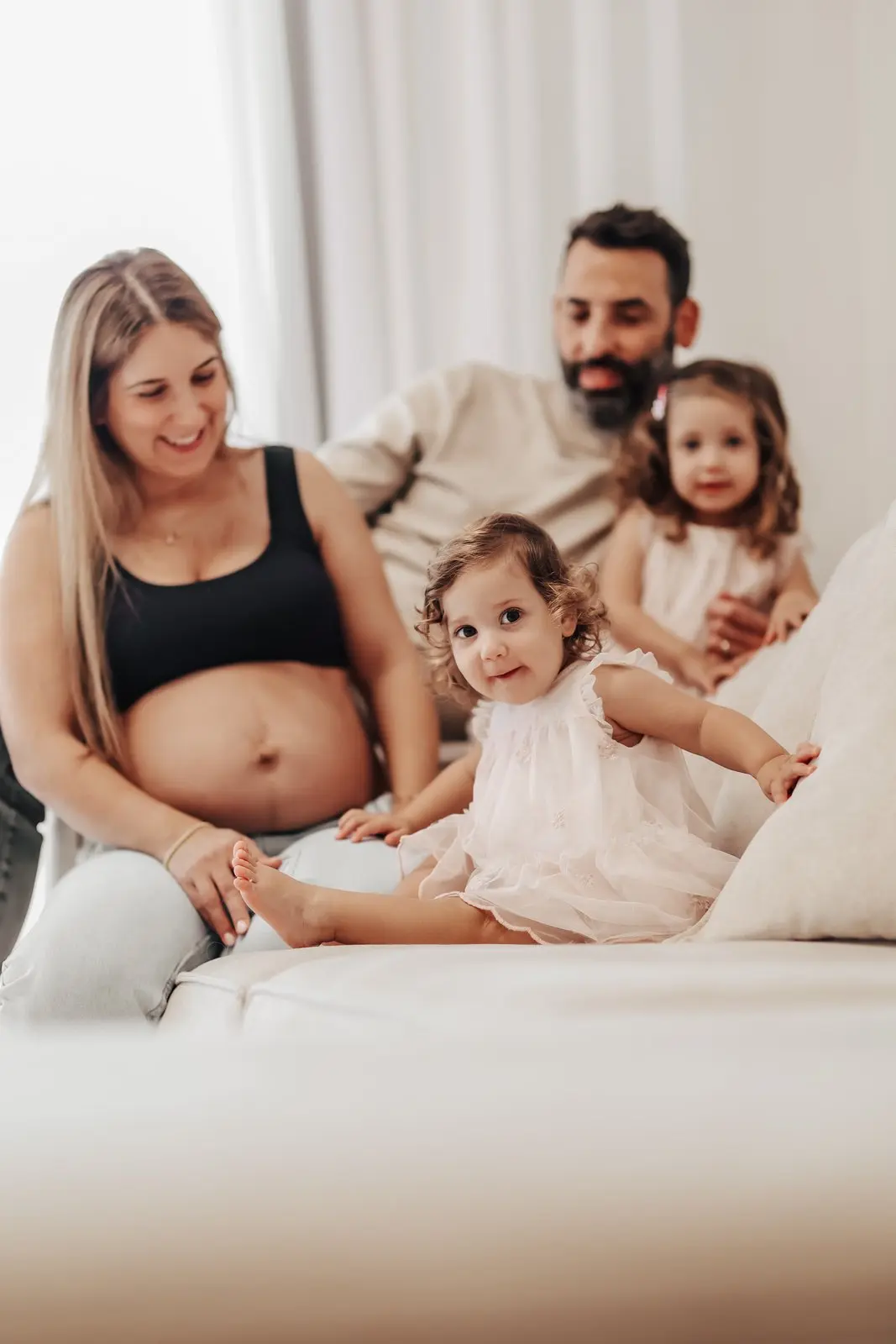 מחיר של צילומי הריון ומשפחה בבית