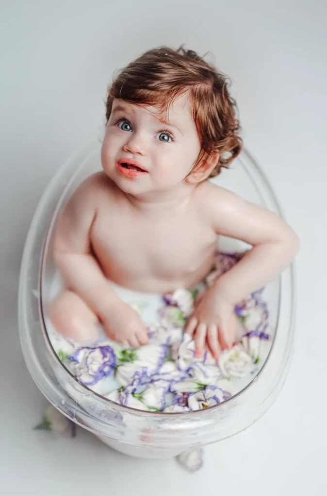 Cake smash outdoors in the garden