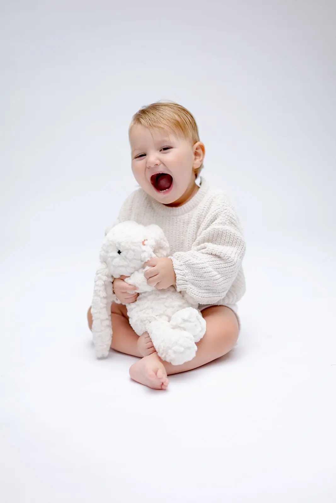 צילומי גיל שנה קלאסיים ונקיים