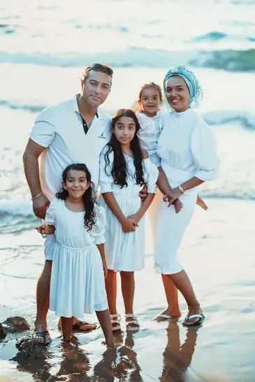 שדה ירוק וצילומי משפחה