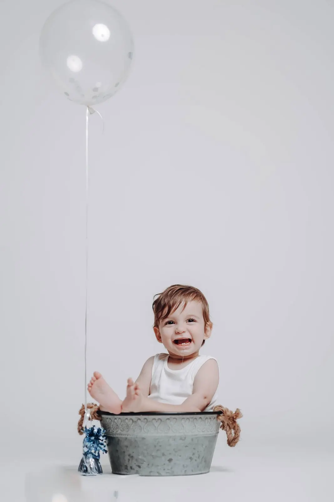 בוק גיל שנה עם נגיעות זהב