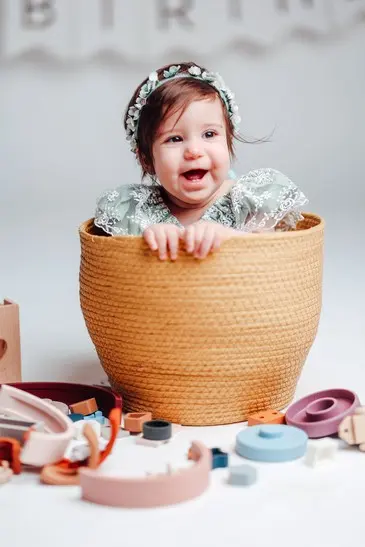 תמונות גיל שנה בצבעוניות פסטלית