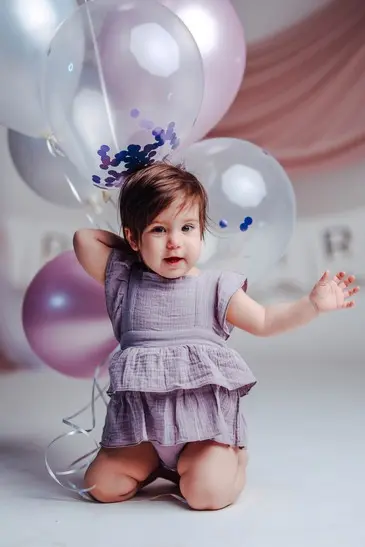 צילומי גיל שנה עם עיצוב בלבן